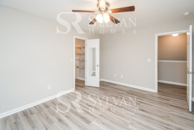 Building Photo - At Last, This Is What You Have Been Searching For!