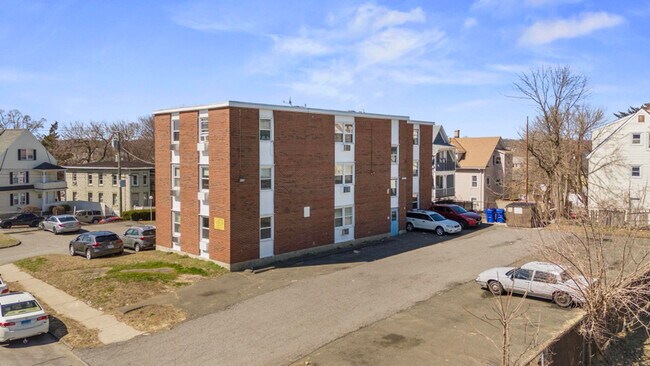 Building Photo - 740 Ellsworth St
