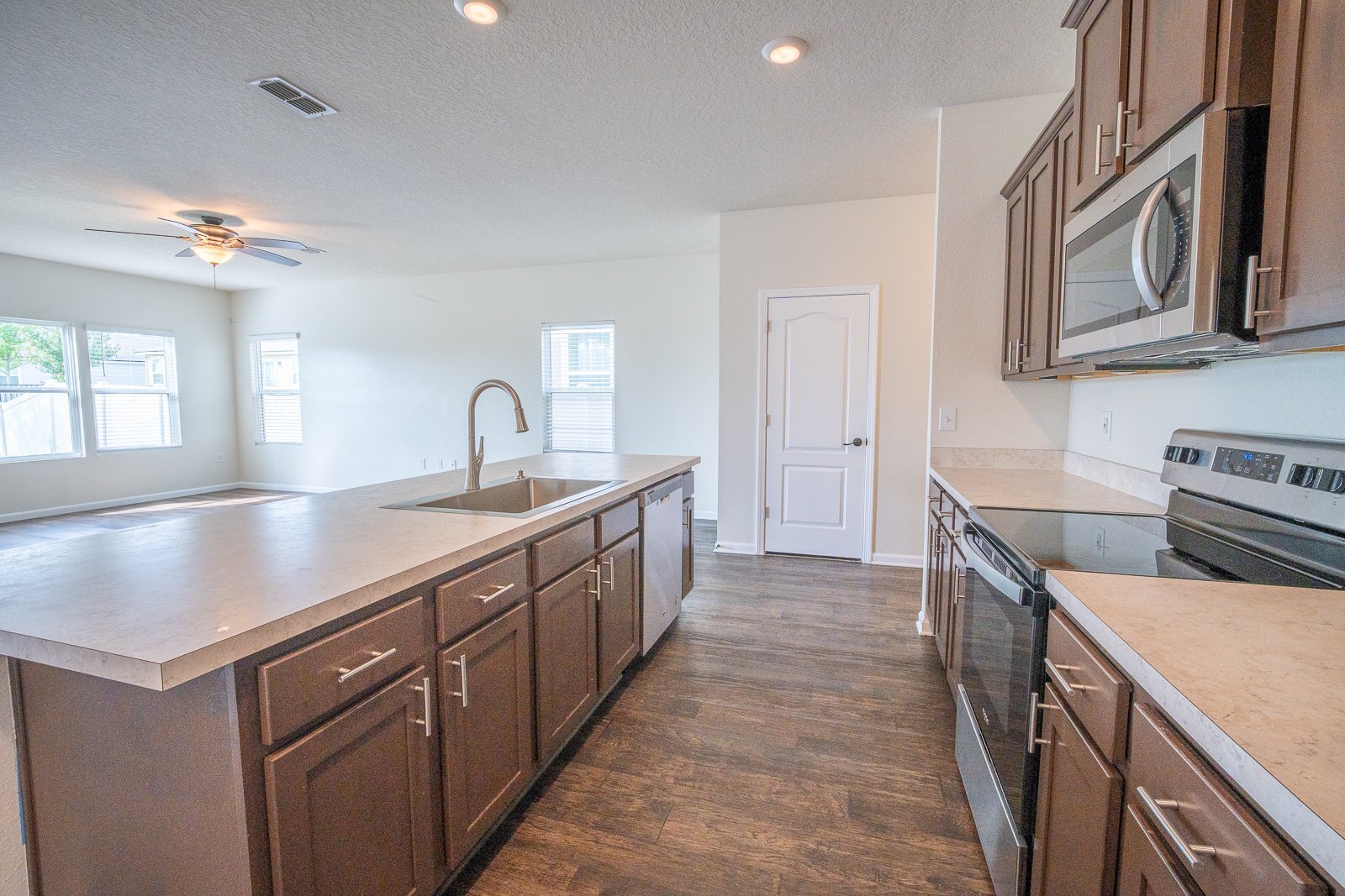 Building Photo - 2528 Acorn Creek Rd