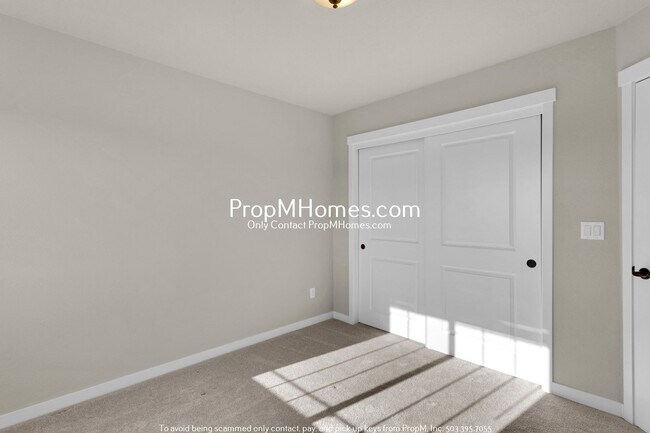 Building Photo - Luxury Four Bedroom Home in Villebois - Co...