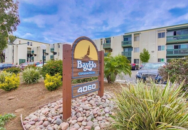 Building Photo - Spacious 1BD/1BA Condo in the Bay Ho Commu...