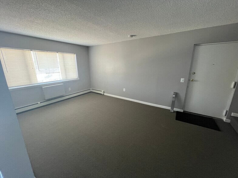Building Photo - 88 Wakelee Rd