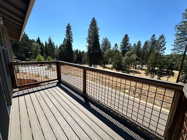 Building Photo - New Construction 3 Bedroom 2 Bathroom Home