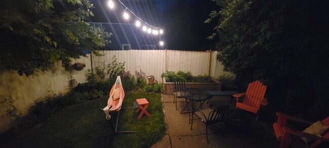 Building Photo - 505 N 16th Ave E