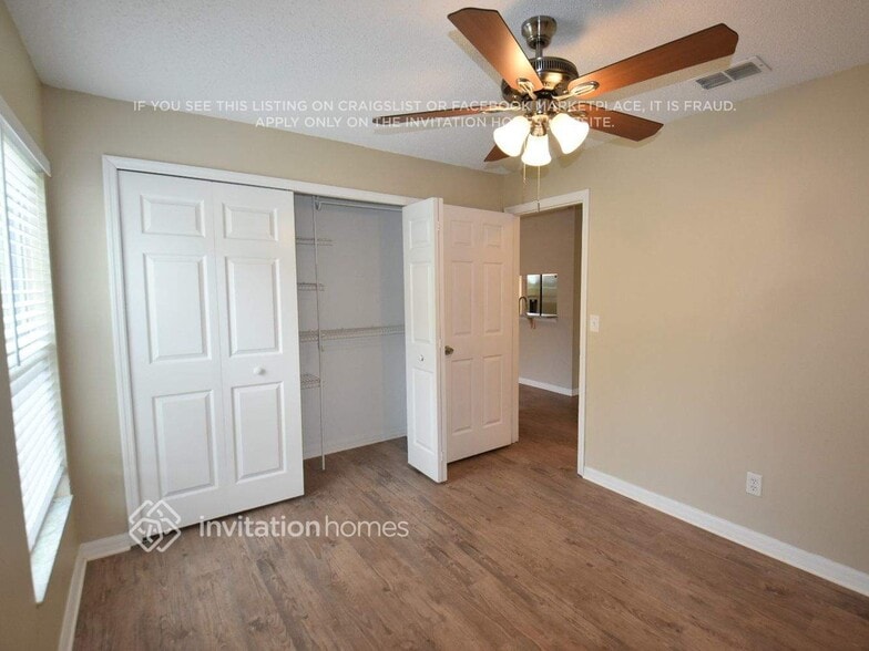 Building Photo - 14841 Margaux Dr