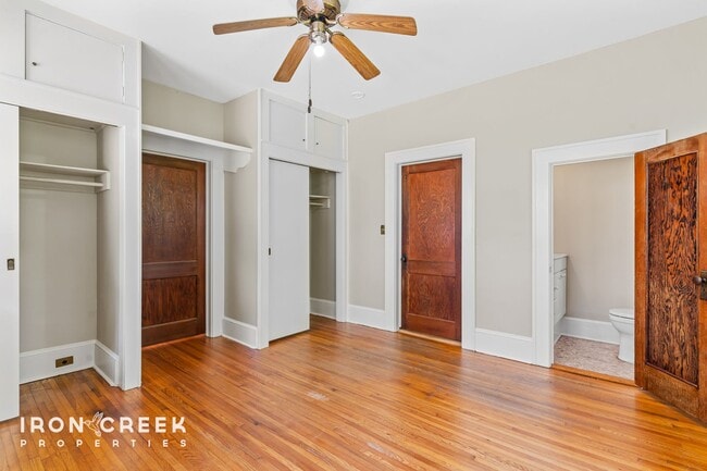 Building Photo - Charming Craftsman Home with Modern Conven...