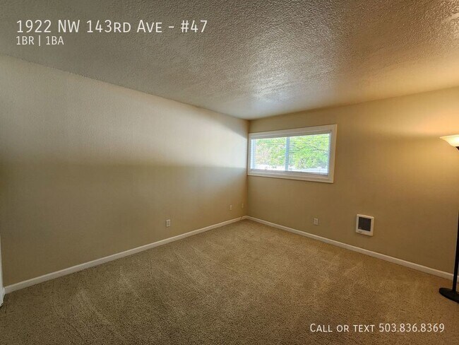 Building Photo - 1922 NW 143rd Ave