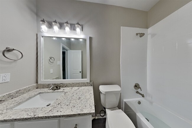 Building Photo - 3218 Clayton Terrace Dr