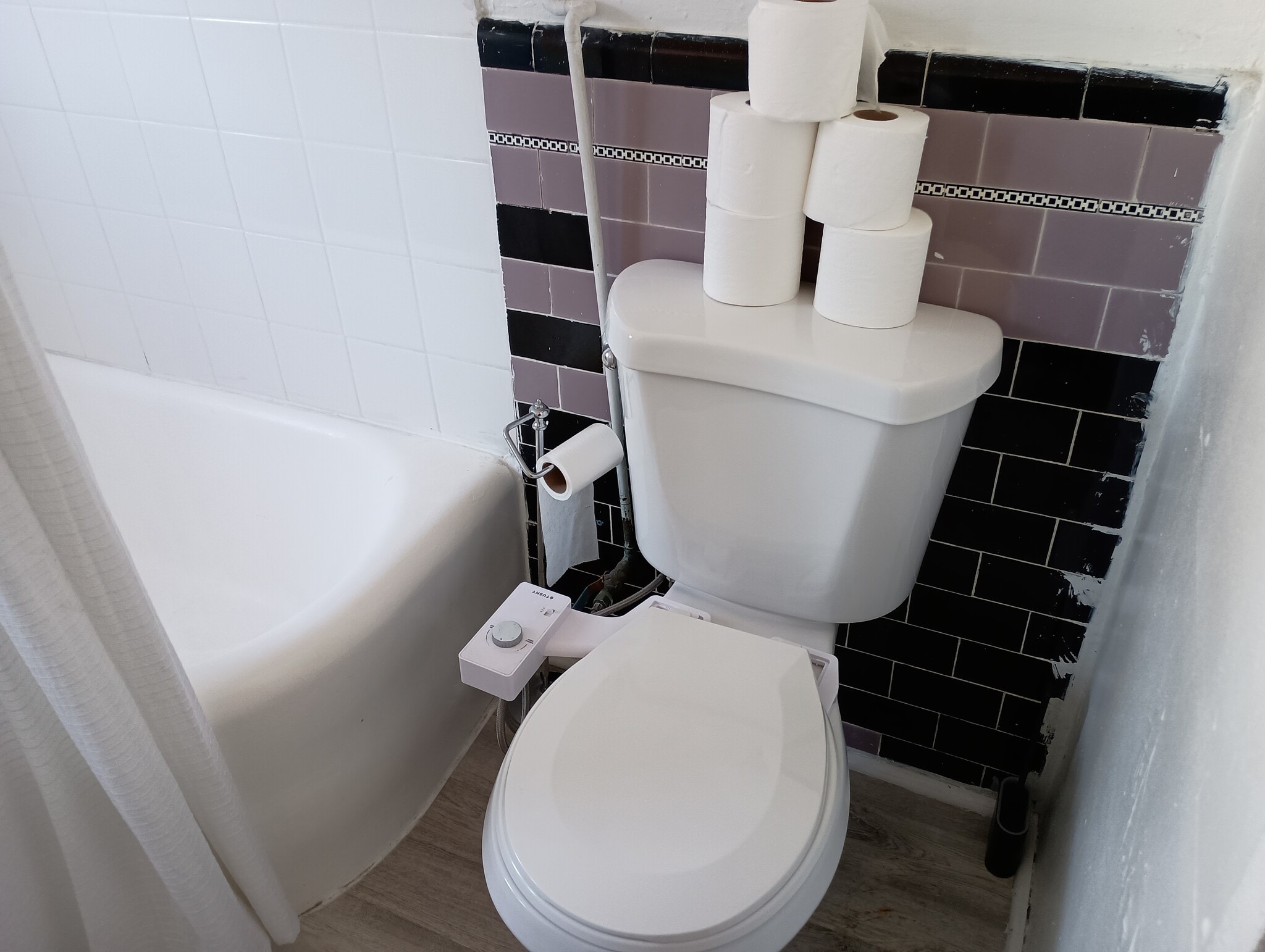 Building Photo - 2845 West Blvd