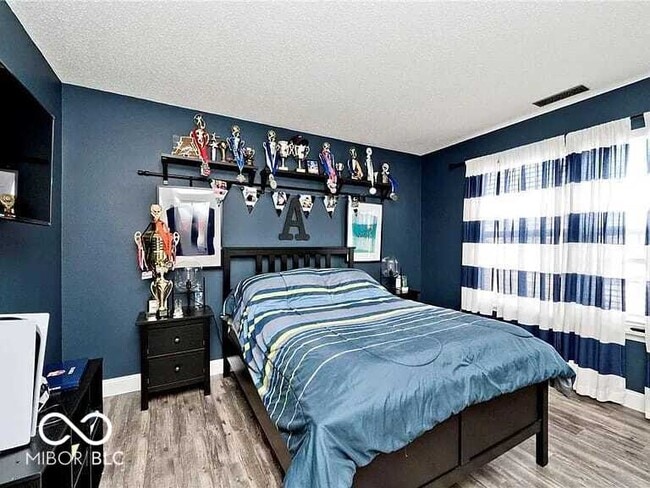 Building Photo - 10267 Blue Sky Dr