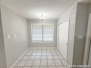 Building Photo - 4230 Havenview Dr