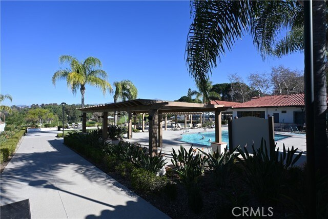 Building Photo - 28132 Via Chocano