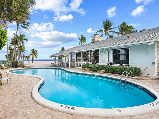 Building Photo - 1560 S Ocean Ln