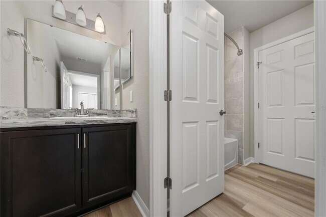 Building Photo - 445 Silverbell Trl