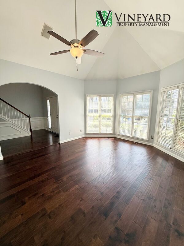 Building Photo - 3313 Hidden Trail Rd SE