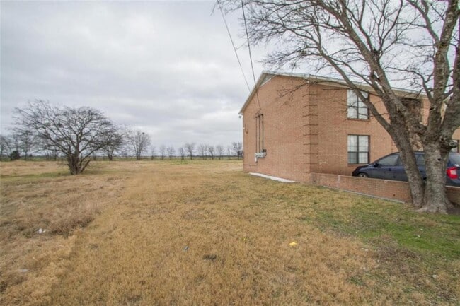 Building Photo - 2619 FM 879