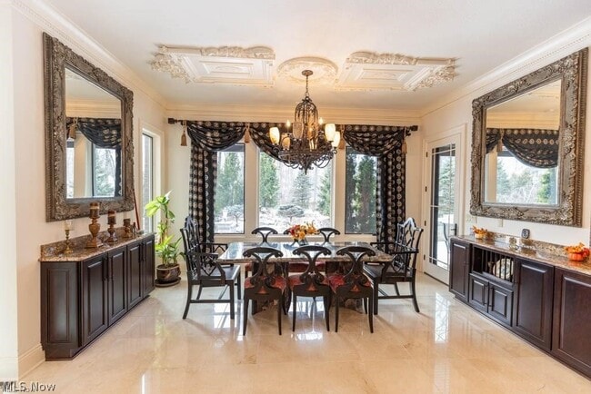 Building Photo - 3600 Oxford Cir