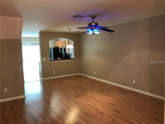 Building Photo - 15776 Fishhawk Falls Dr