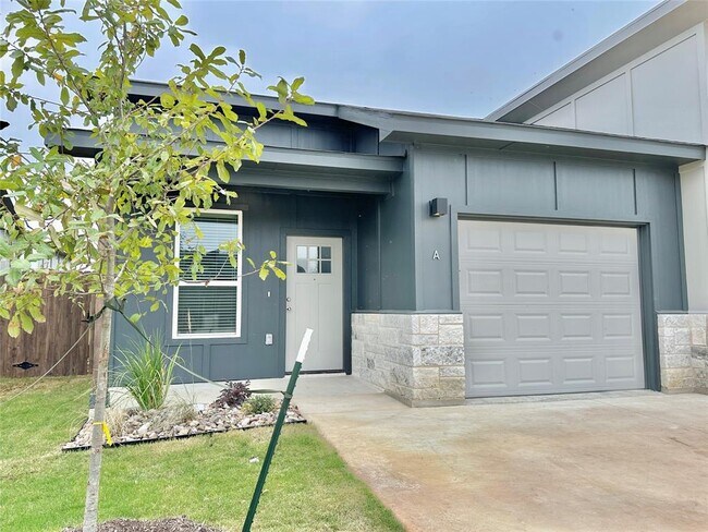 Building Photo - 2321 Ocean Ave