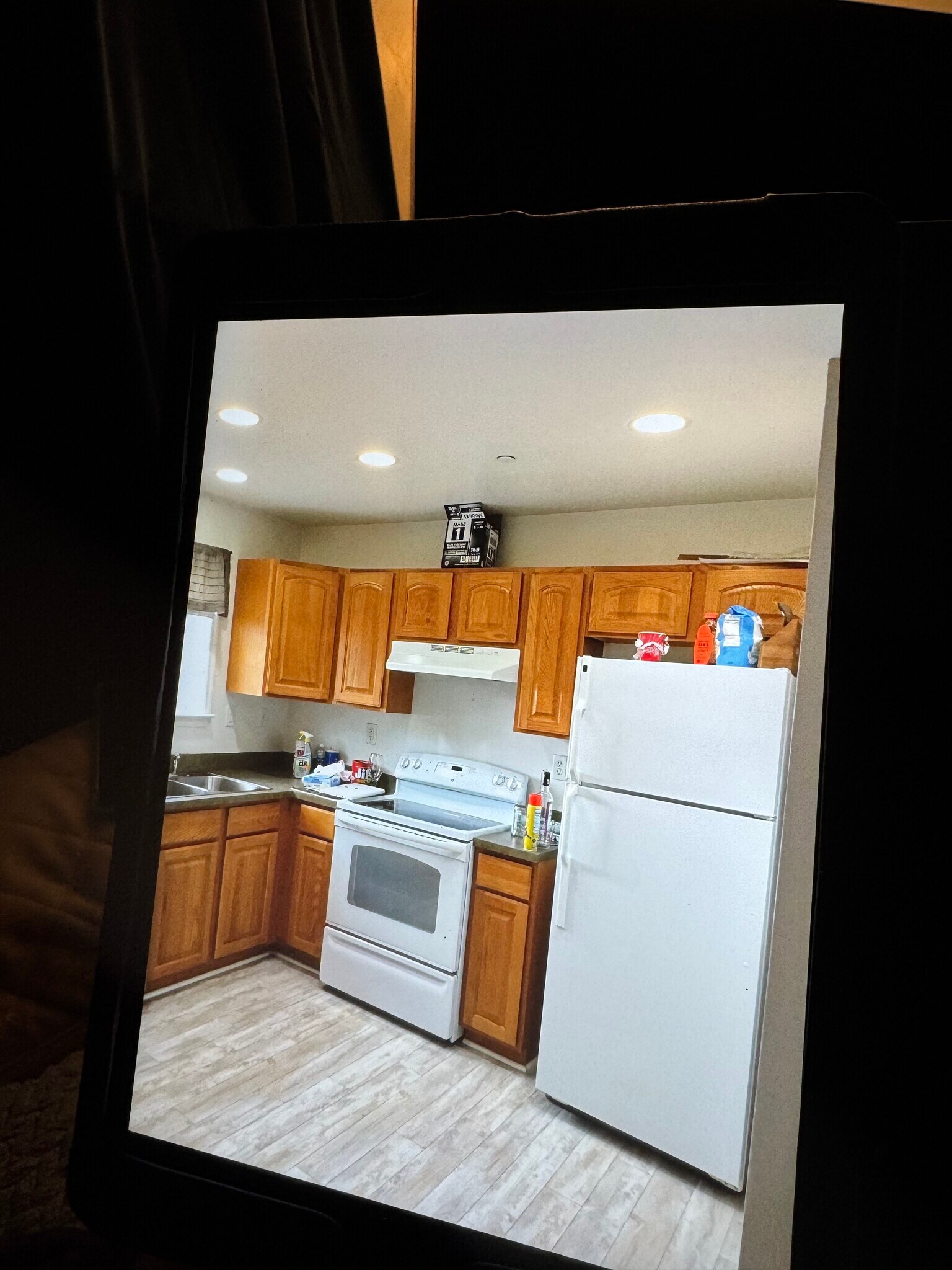 Building Photo - 75 S Maiden St