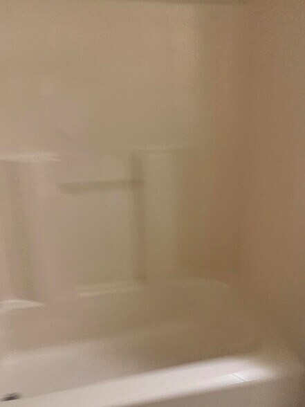 bathroom - 63 Wilson St