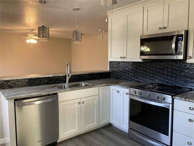 Building Photo - 1090 Nomad Rd