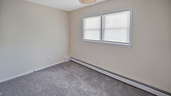 Building Photo - 98 Eckel Rd