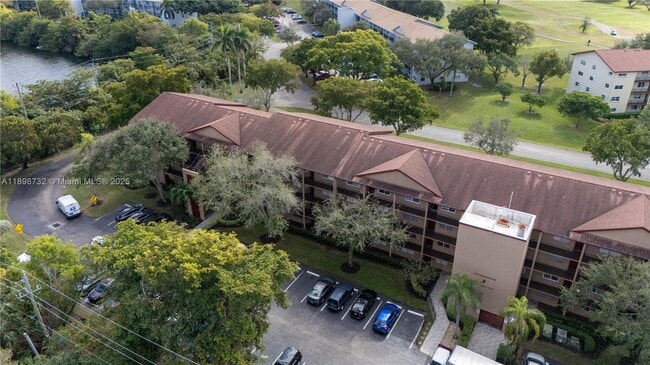 Building Photo - 12750 SW 4th Ct