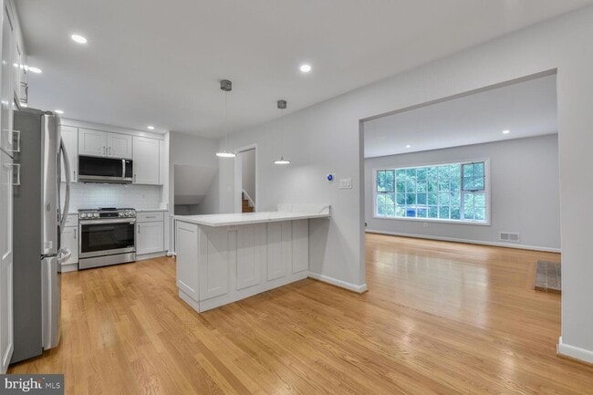 Building Photo - 1403 Ellison St