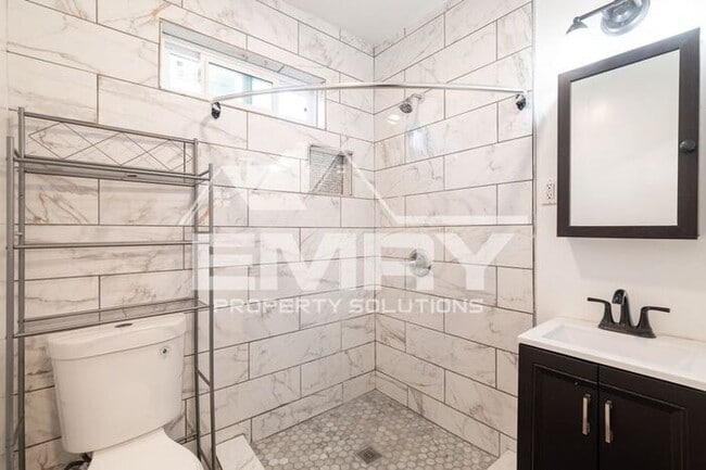 Building Photo - Newly 1 bed 1 bath apartment for rent in Firestone Blv Norwalk California