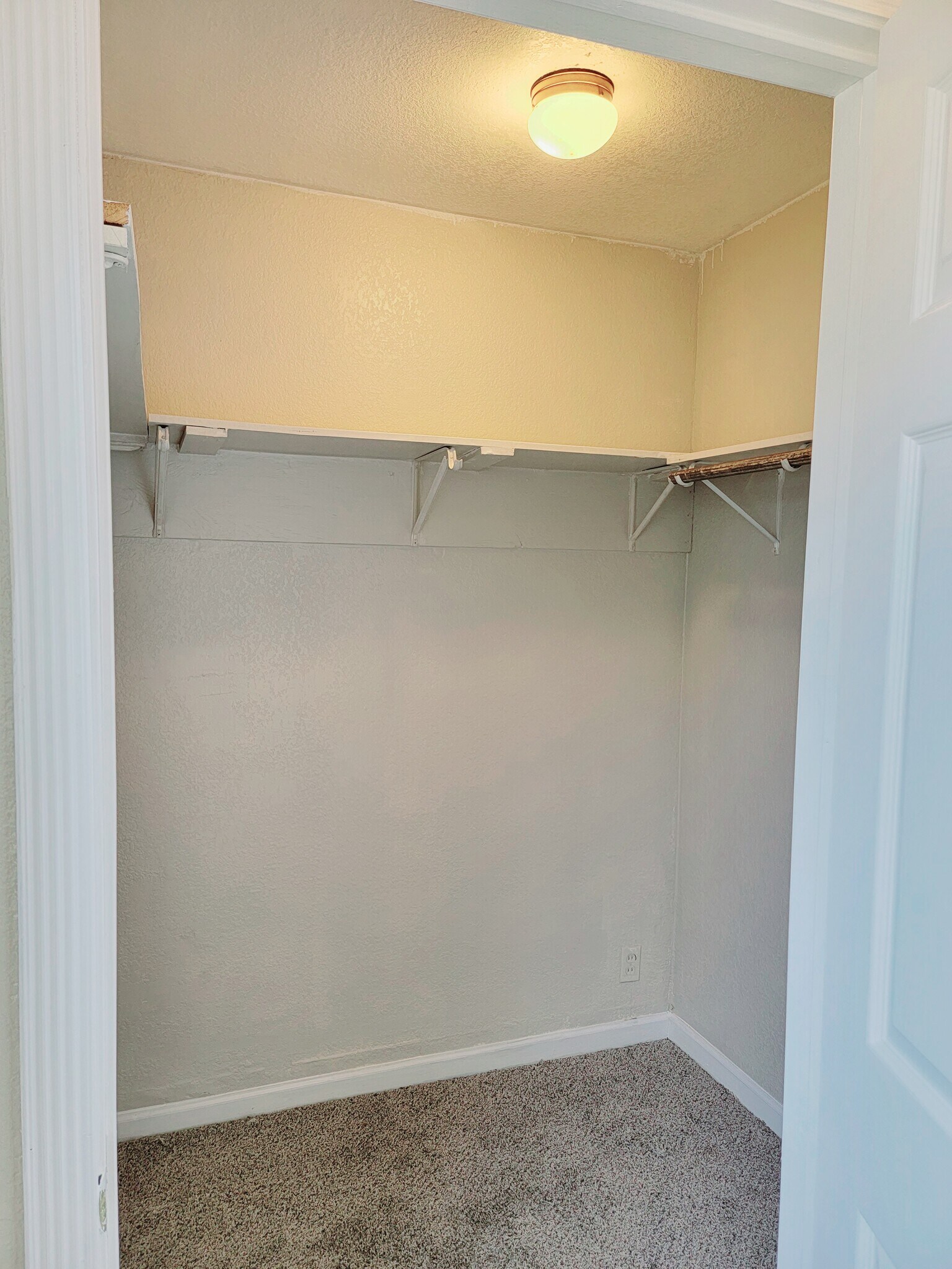 Master Closet - 813 28th St