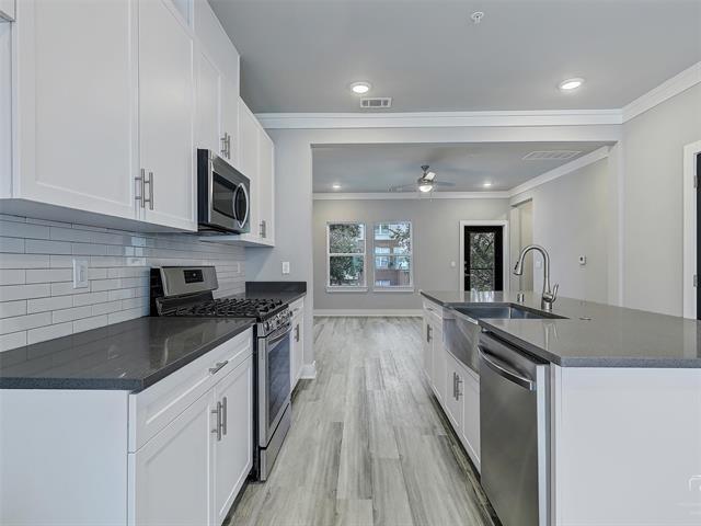 Building Photo - 3369 Wynwood Dr