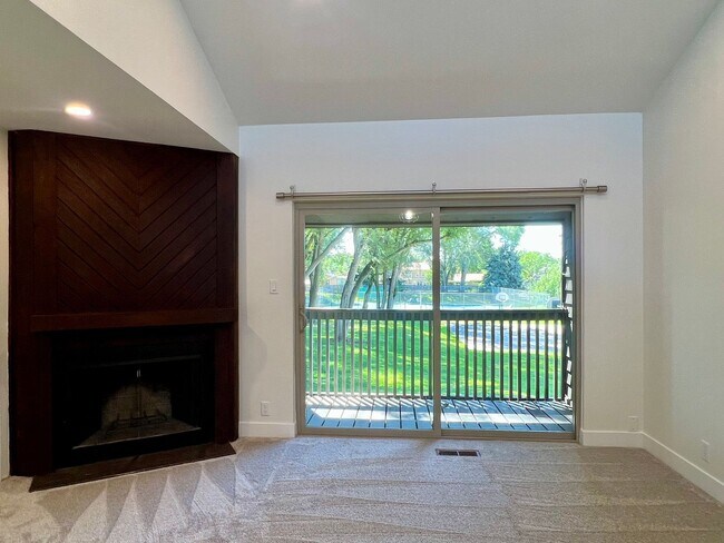 Building Photo - Rare Opportunity to Rent a Park Place Town...