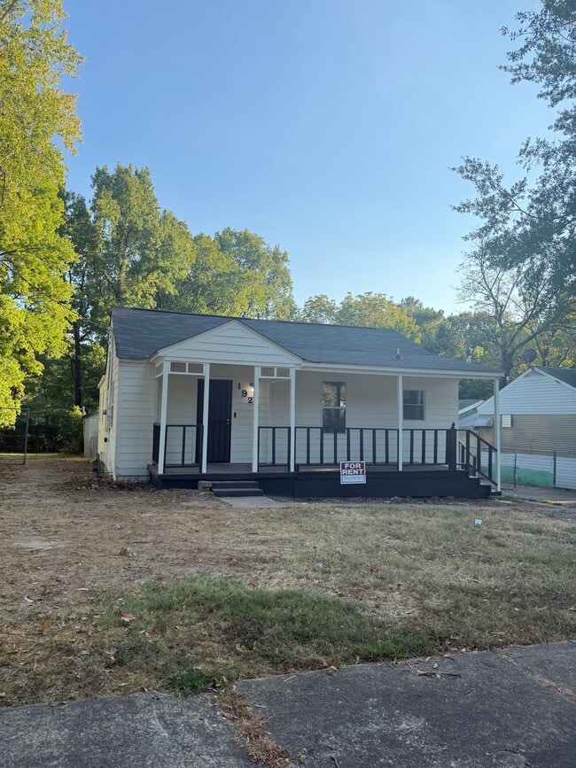 Building Photo - 1925 Tulsa Ave