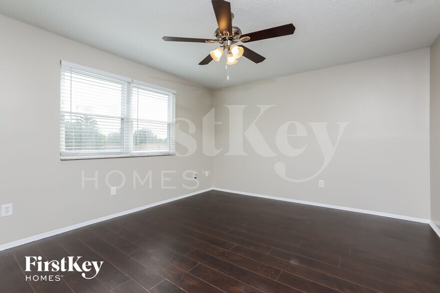 Building Photo - 3651 Oak Vista Ln