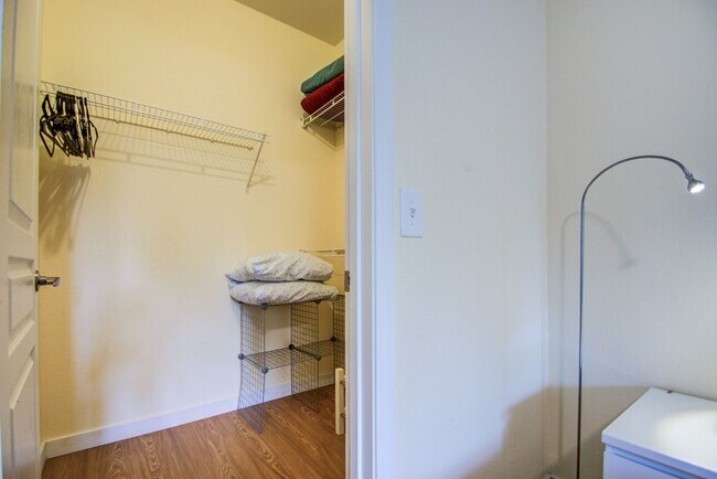 Building Photo - 1941 S Pierpont