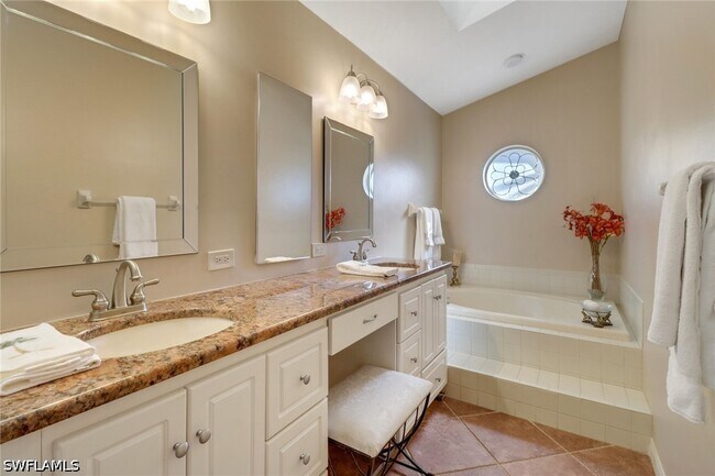 Building Photo - 11745 Quail Village Way