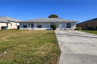 Building Photo - 107 SE 2nd Ave