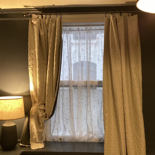 Building Photo - 21 Beacon St