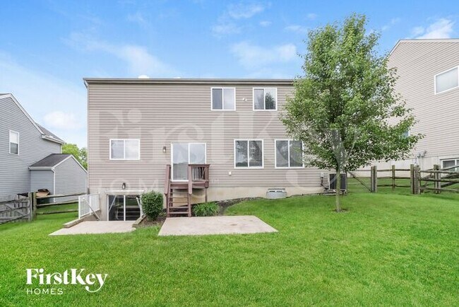 Building Photo - 330 Bridle Creek Dr