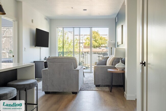 Building Photo - 357 E 500 S