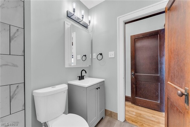 Building Photo - 4388 W 47th St