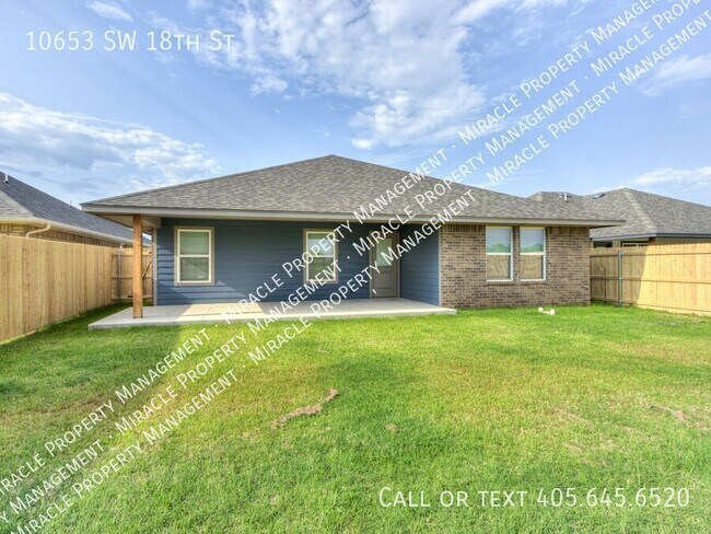 Building Photo - 10653 SW 18th St