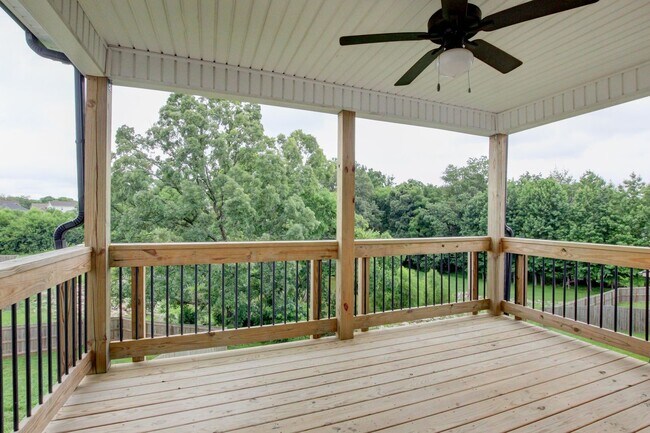 Building Photo - 1092 Barnhill Rd