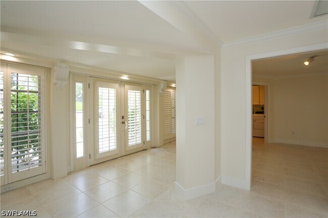 Building Photo - 2901 Crayton Rd