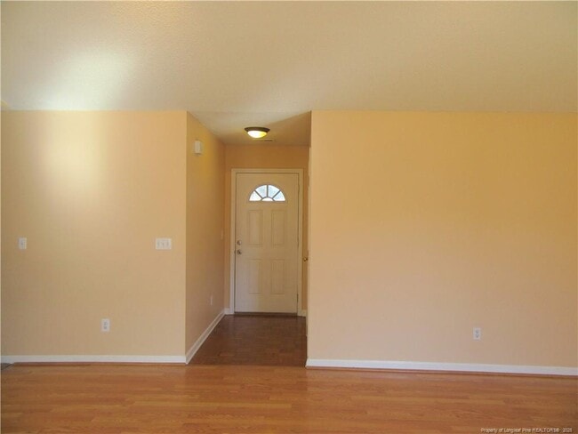 Building Photo - 300 Glen Allen St