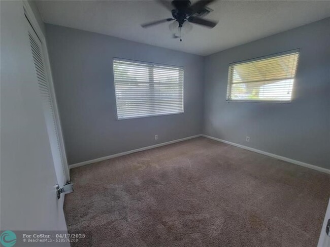 Building Photo - 2634 NW 51st Pl