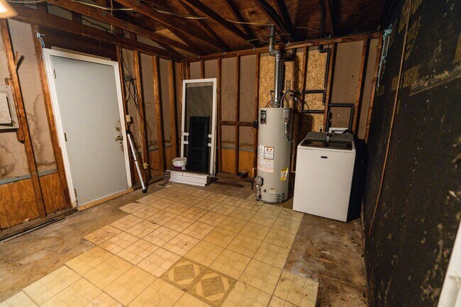 Building Photo - 3516 Toucan Dr