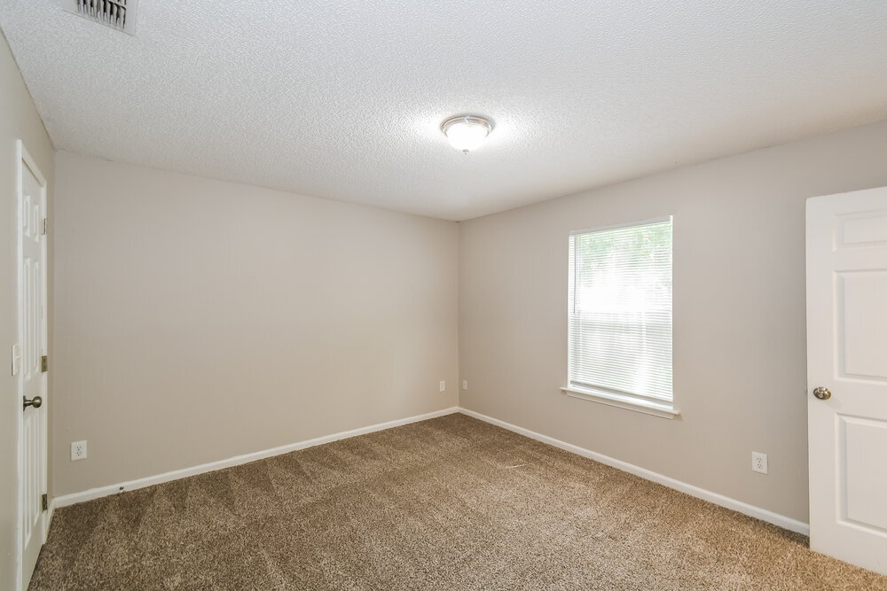 Building Photo - 10725 Meadowlea Dr