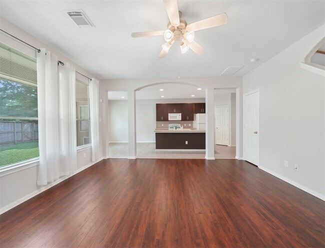 Building Photo - 158 W Burberry Cir